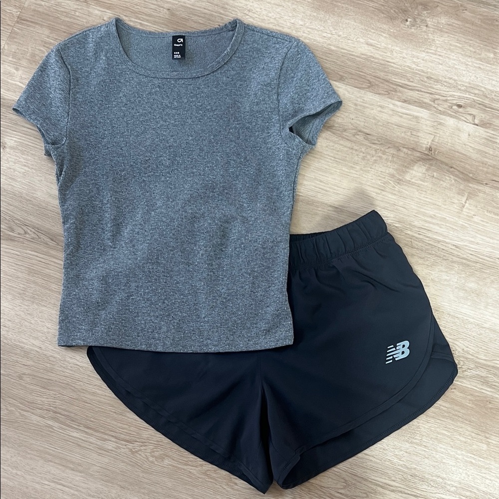 GAP Gray Knit Top